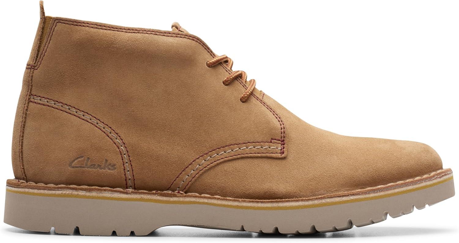 imageClarks Mens Eastridge Mid Chukka BootSand Suede