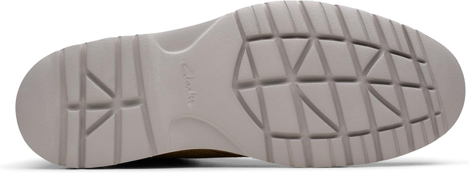 imageClarks Mens Eastridge Mid Chukka BootSand Suede