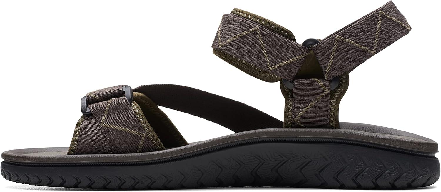 imageClarks Mens Wesley Trail Flat SandalBrown Combi