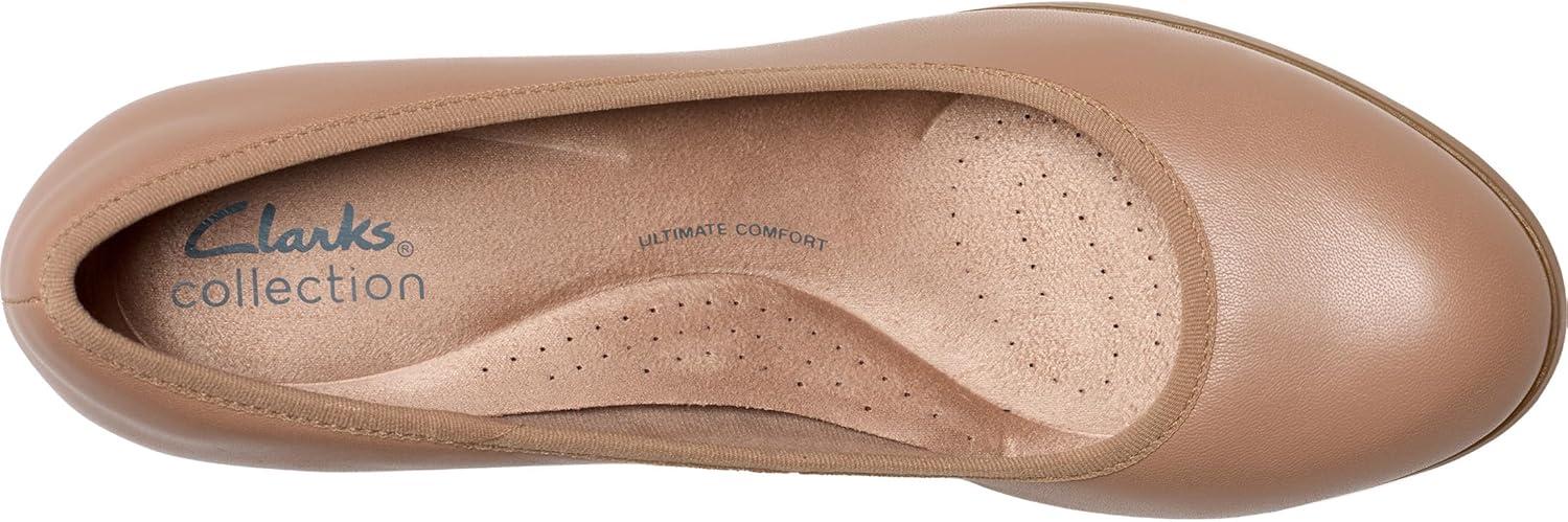 imageClarks Womens Bayla Carly PumpWarm Beige Leather