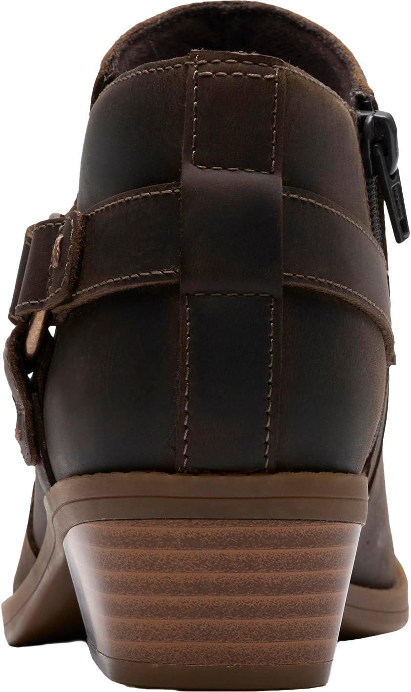 imageClarks womens Danyelle GemaTaupe Oily Leather