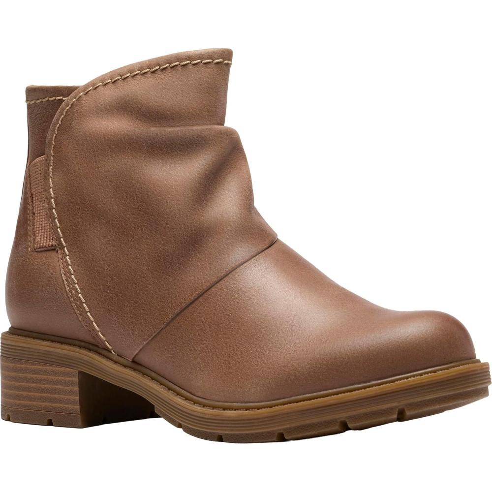 imageClarks womens Hearth SofiaDark Sand Leather
