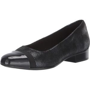 Clarks Women’s Ashland Bubble Loafers(Burgundy Suede Print/Synthetic)