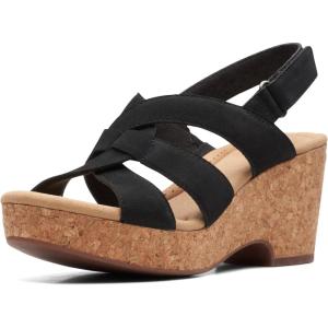 Clarks Women’s Giselle Beach Sandals(Black Nubuck)
