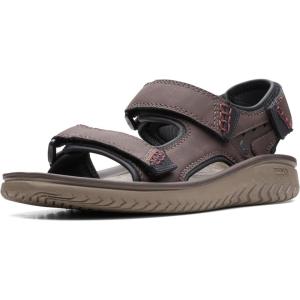 Clarks mens Wesley BayFlat Sandal(Brown Synthetic)