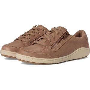 Clarks Women’s Bryianne Bayla Leather Fashion Sneaker(Dark Sand Leather)