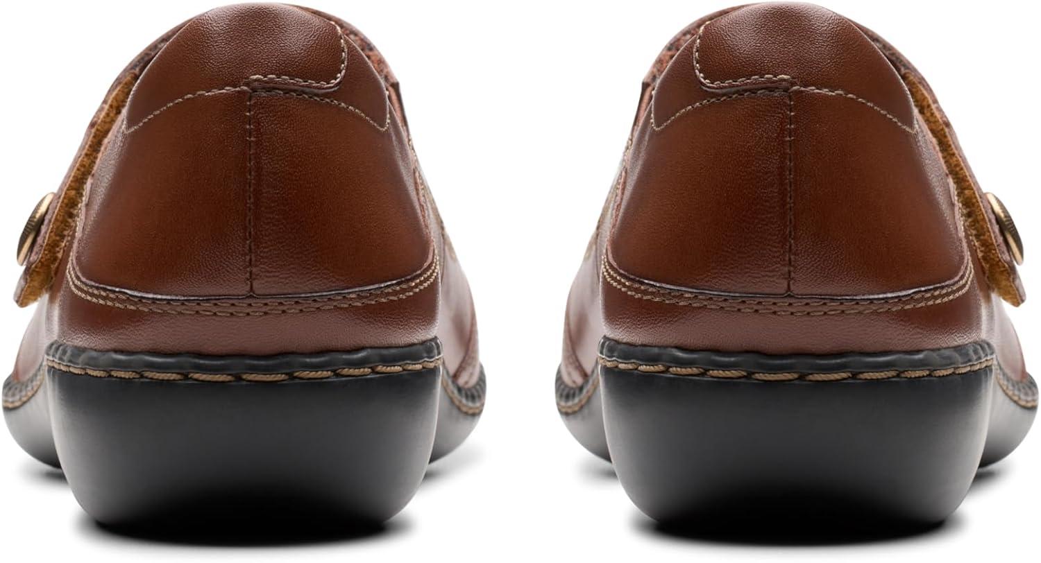 imageClarks Womens Ashland ElayneBritish Tan Leather