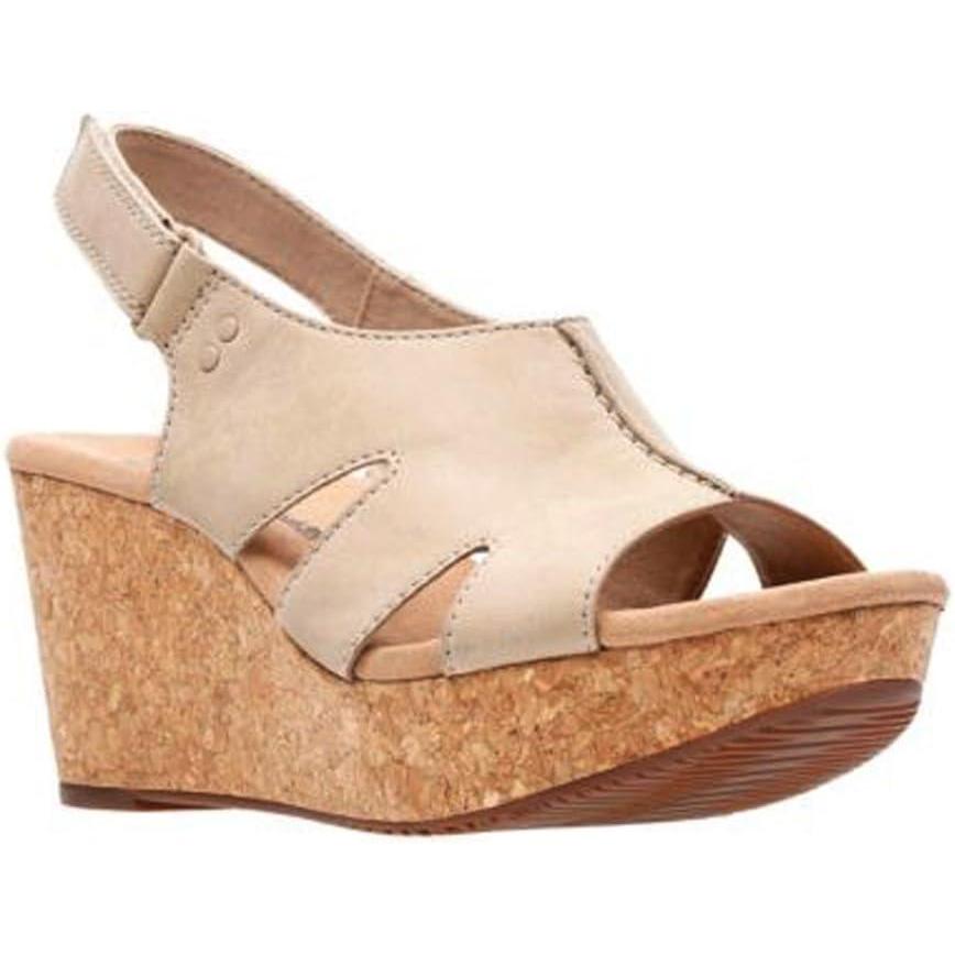 imageClarks Womens Annadel BariPlatformSand Nubuck