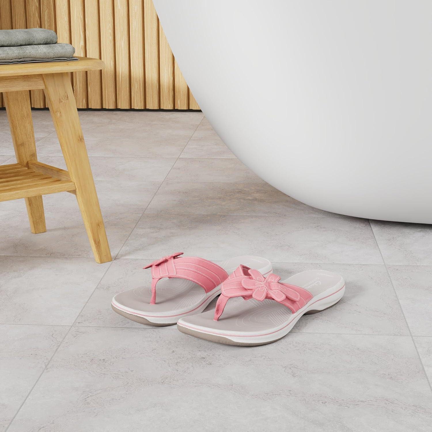 imageClarks unisexadult BrinkleyflorahBright Coral Synthetic