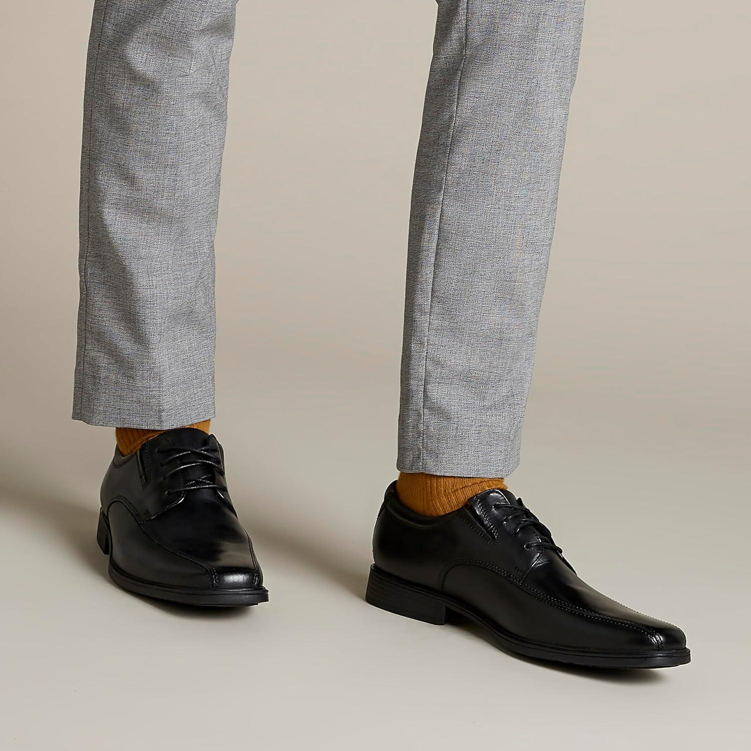 imageClarks Mens Derby LaceupBlack Black Leather