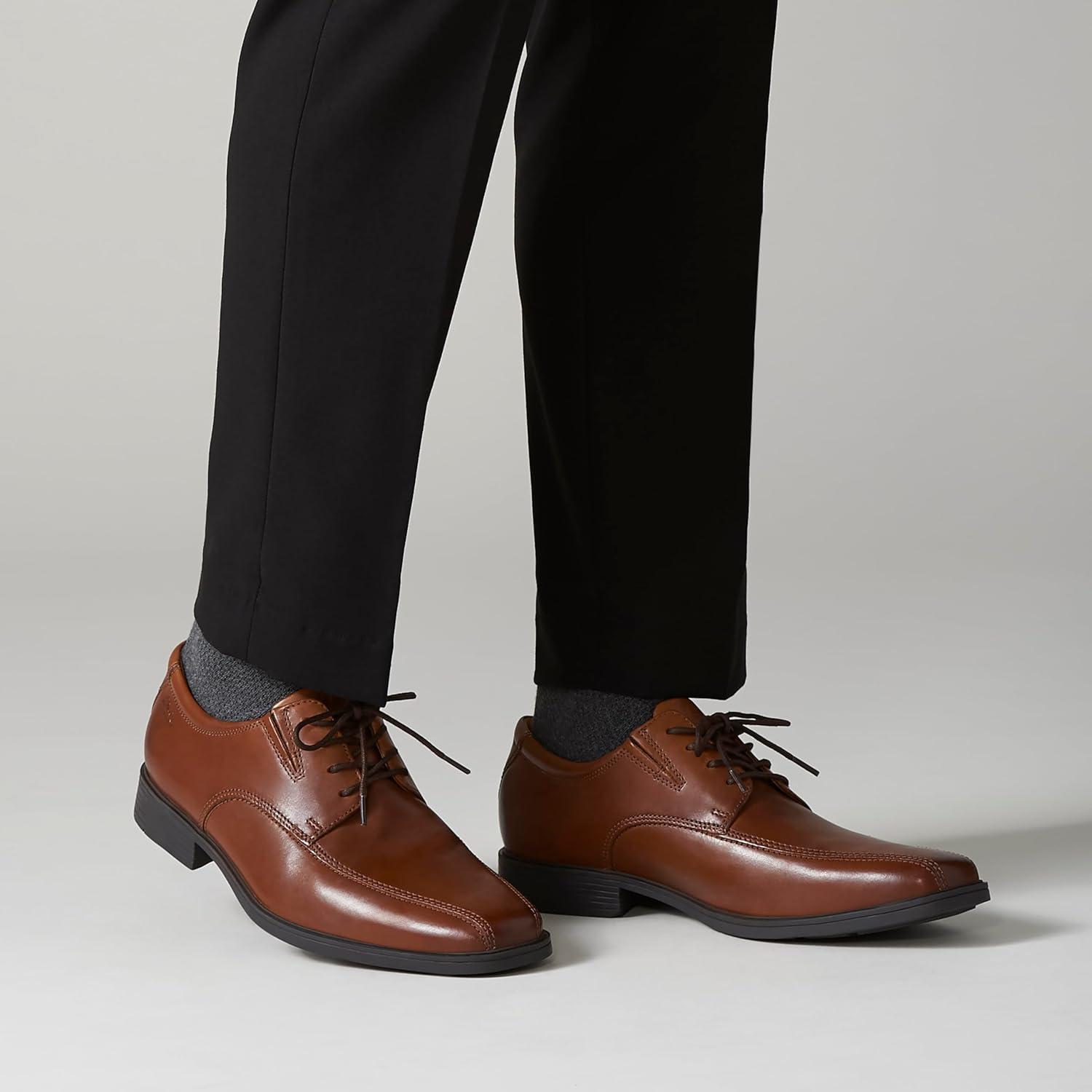 imageClarks Mens Derby LaceupDark Tan Lea