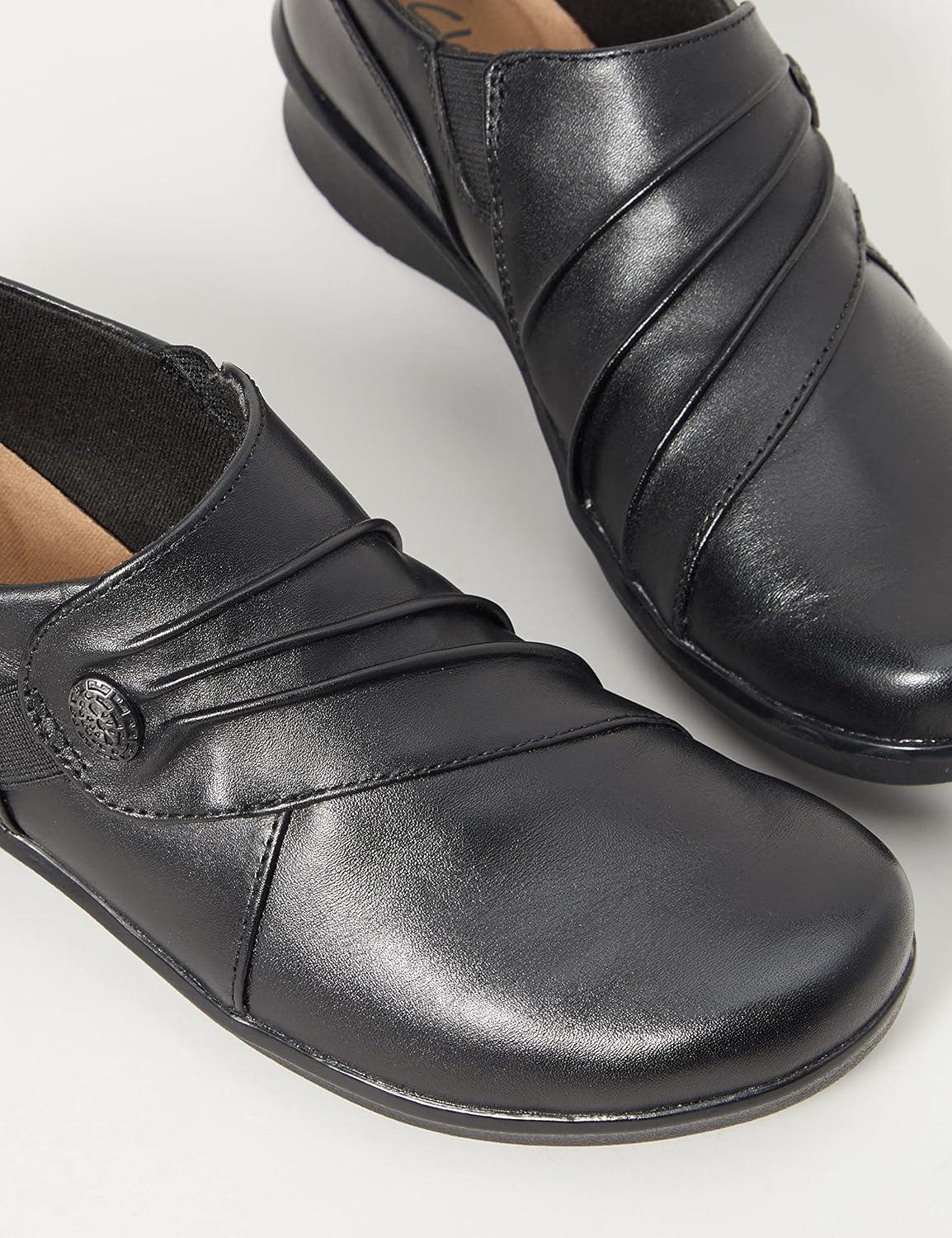 imageClarks Womens Hope Roxanne LoaferBlack