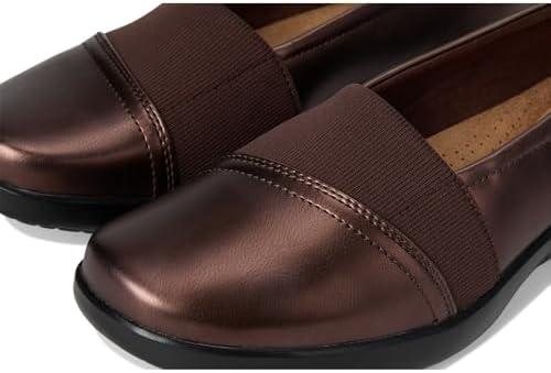 imageClarks Womens Kaetlyn RheaBronze Metallic