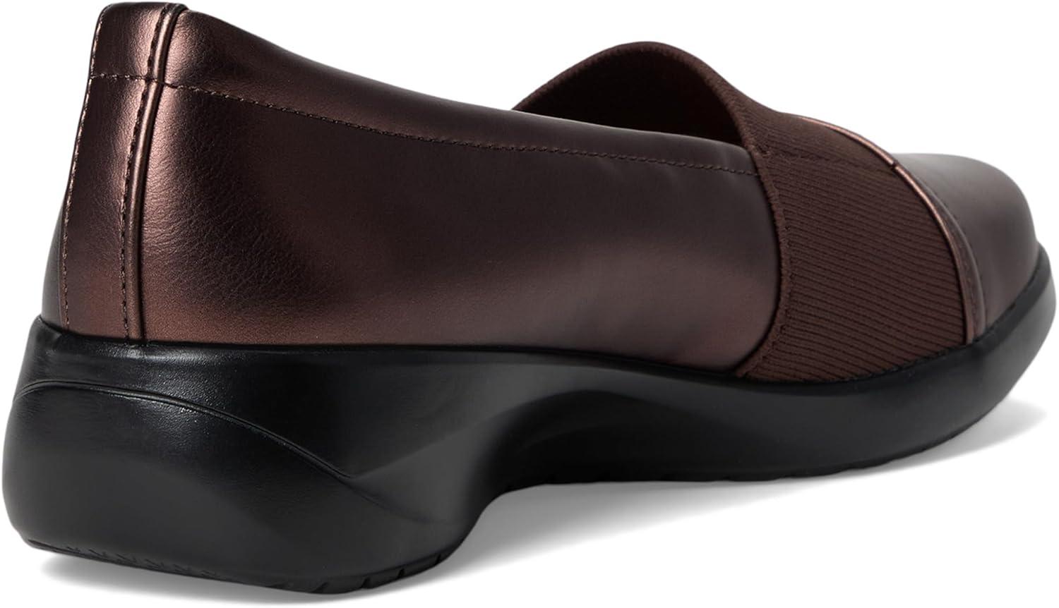 imageClarks Womens Kaetlyn RheaBronze Metallic