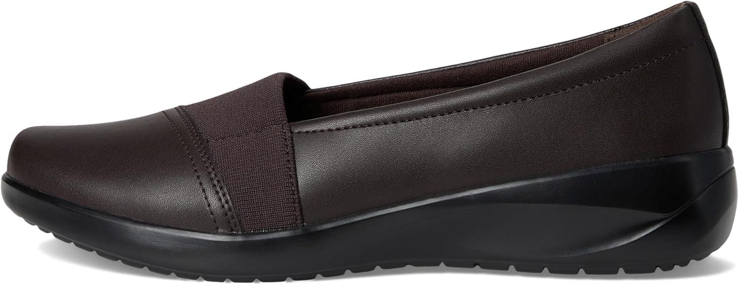 imageClarks Womens Kaetlyn RheaChocolate