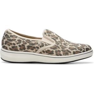 Clarks Women’s Breezesky Zoe(Leopard Print Textile)
