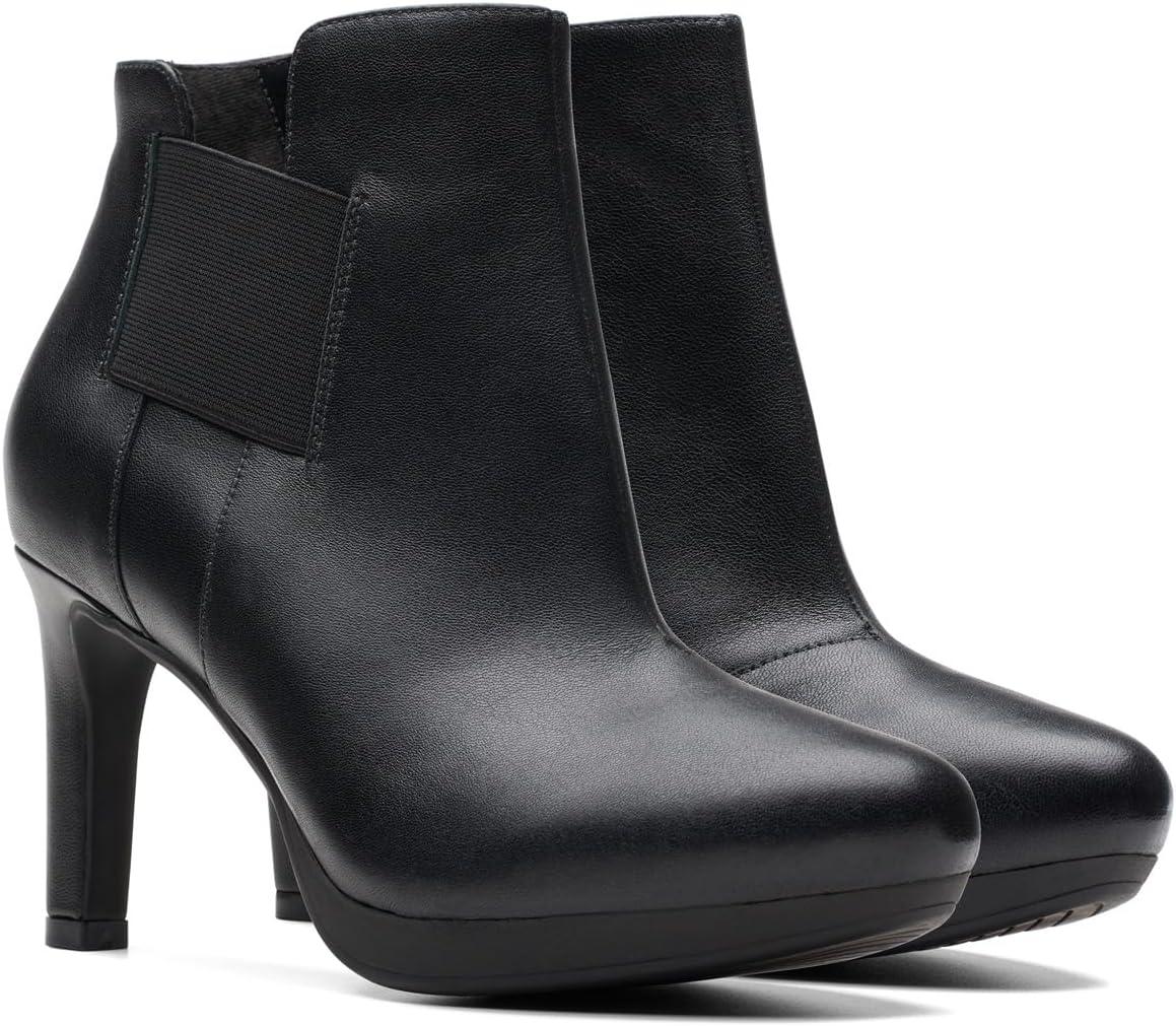 imageClarks Womens Ambyr RiseBlack Leather