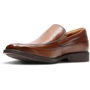 Clarks Men’s Tilden Free Loafer(Brown Dark Tan Leather)