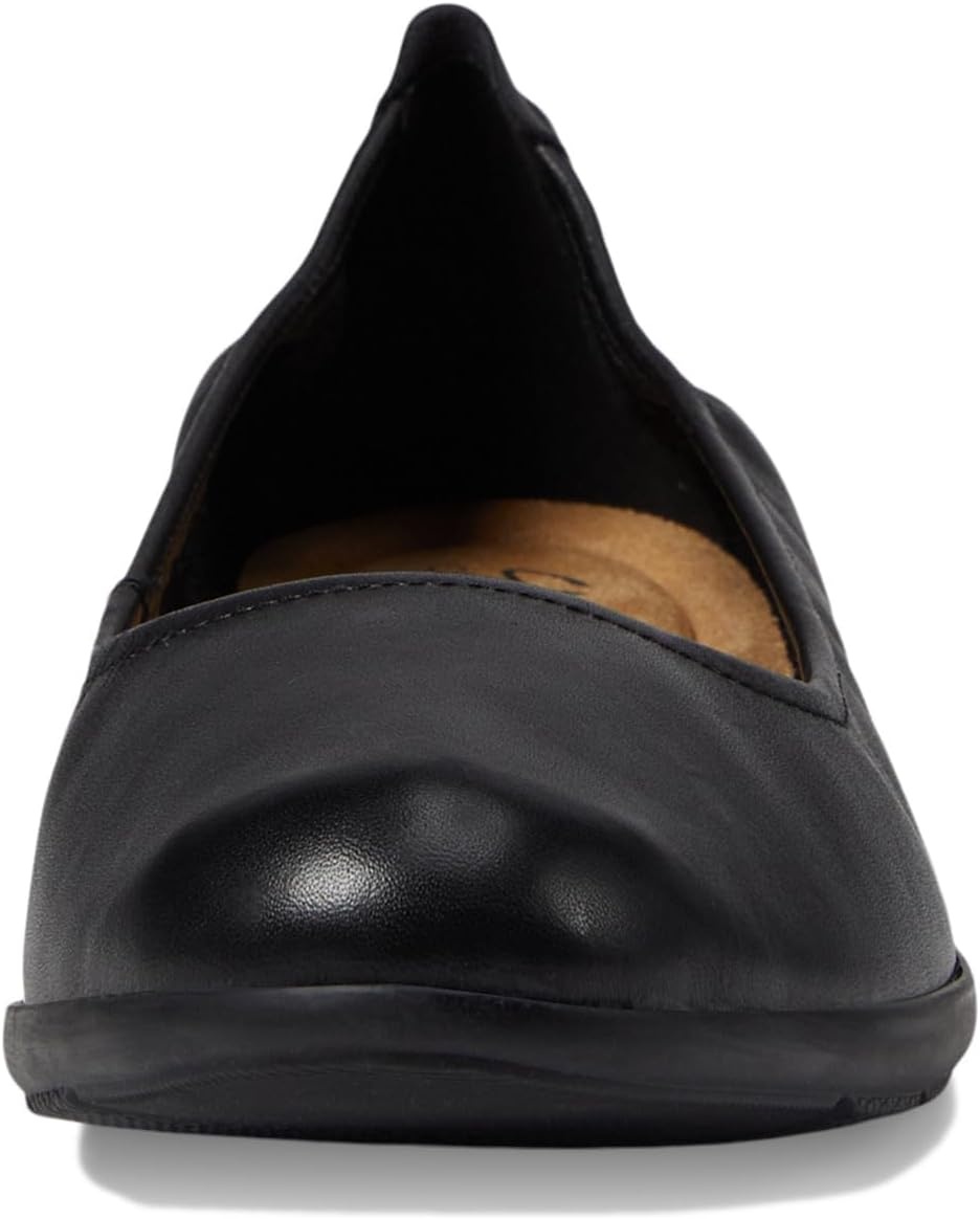 image:imageClarks Womens Jenette EaseBallet FlatBlack