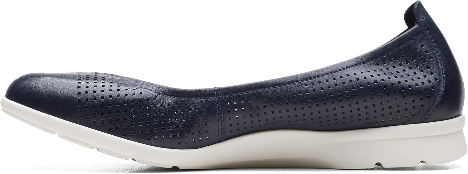 image:imageClarks Womens Jenette EaseBallet FlatNavy LeatherWhite Sole