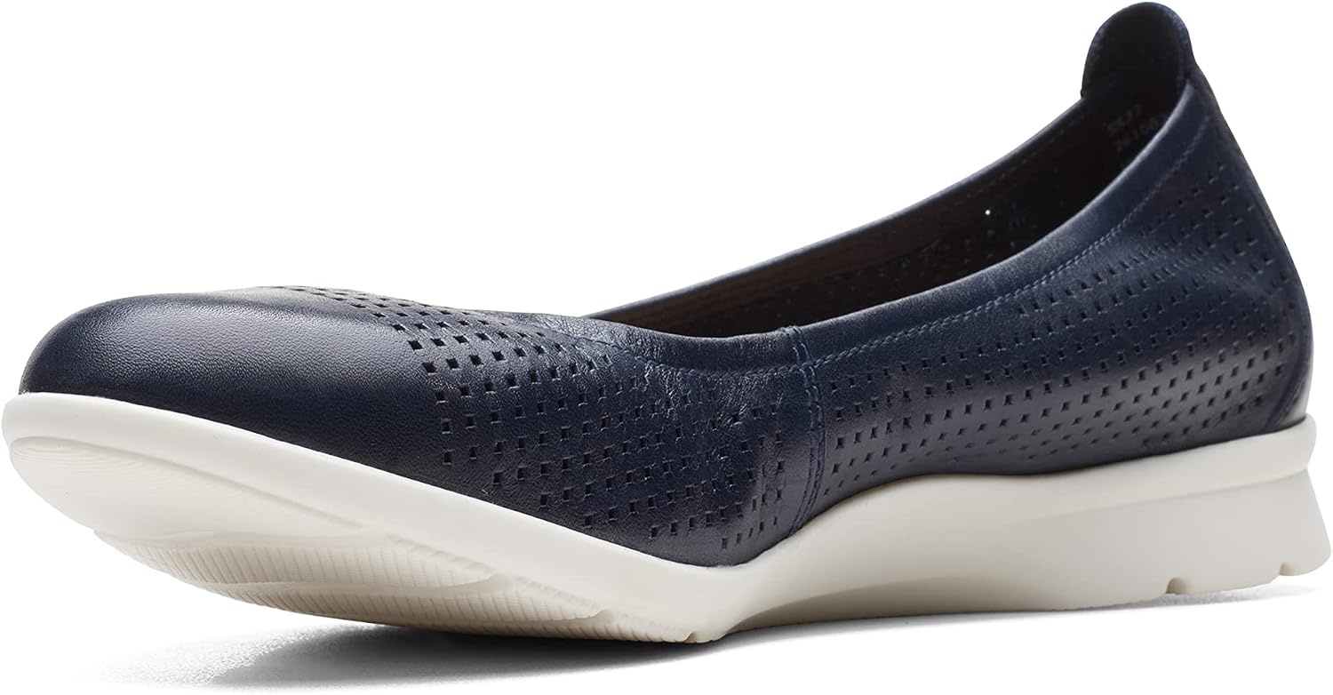 image:imageClarks Womens Jenette EaseBallet FlatNavy LeatherWhite Sole