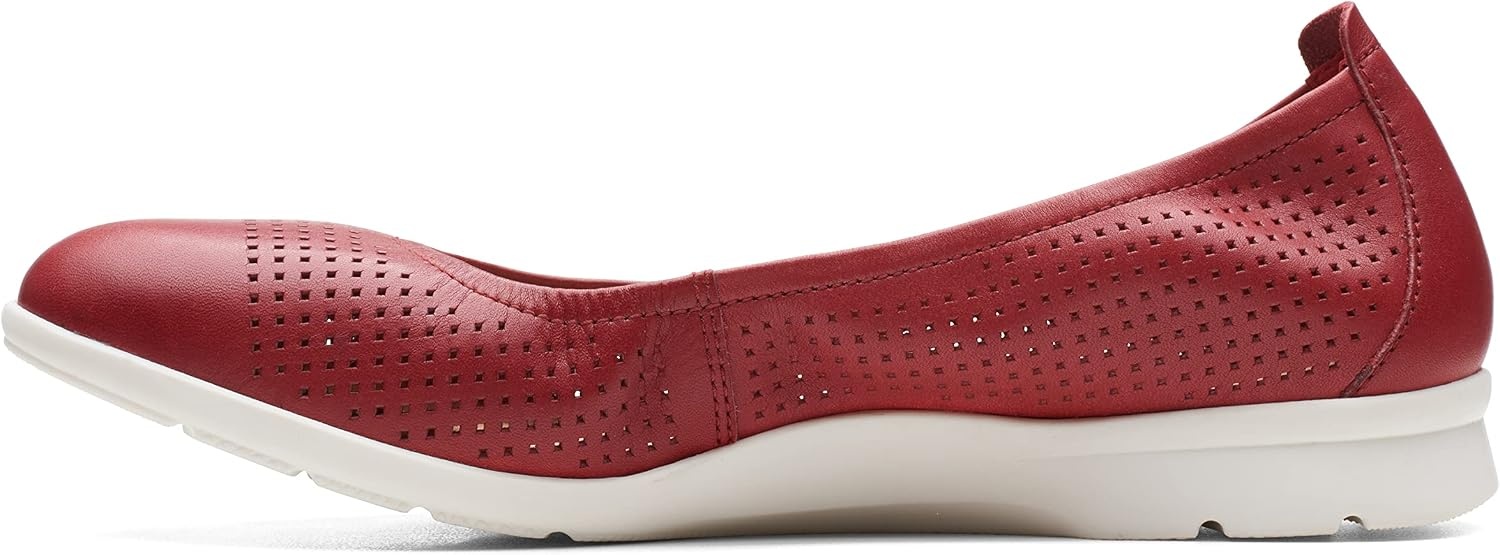image:imageClarks Womens Jenette EaseBallet FlatRed Leather