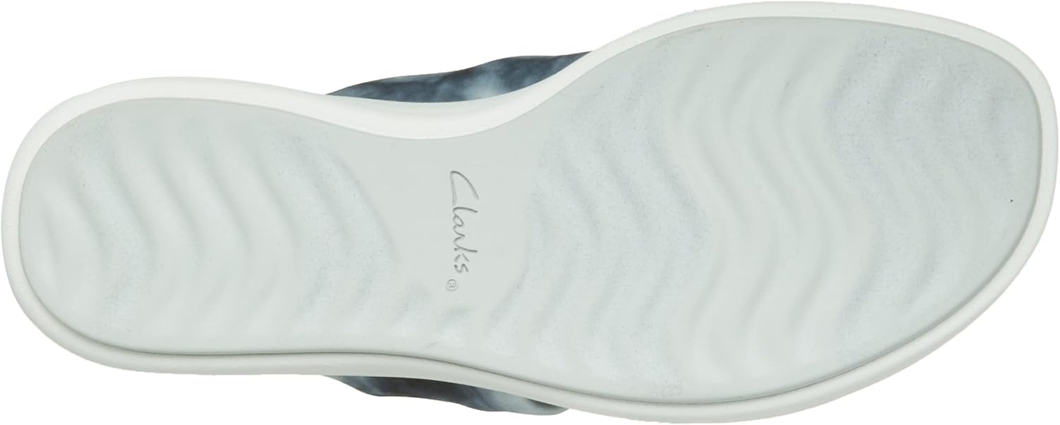 image:imageClarks Womens Jenette EaseBallet FlatRed Suede