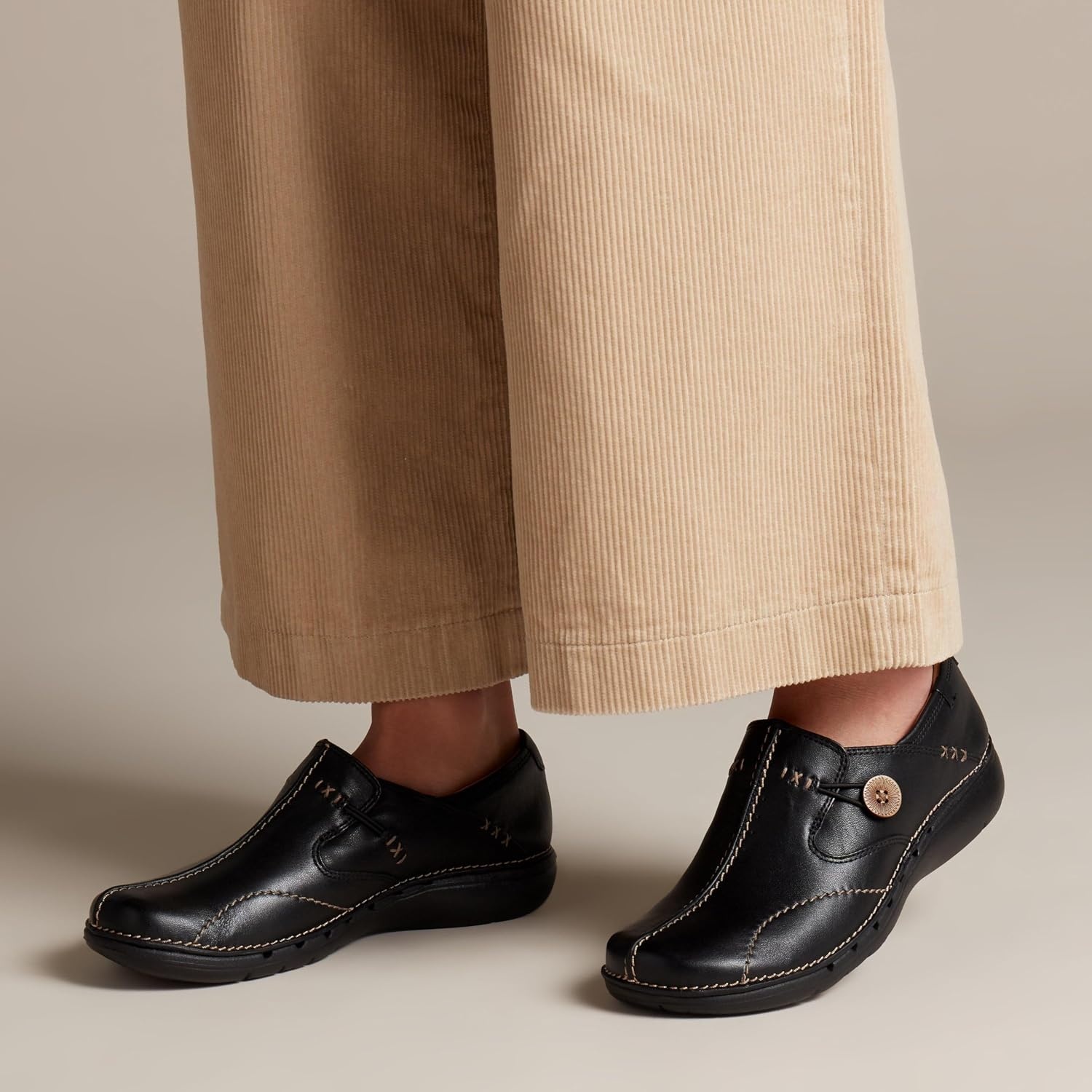 image:imageClarks Womens UnLoop SlipOn ShoesBlack