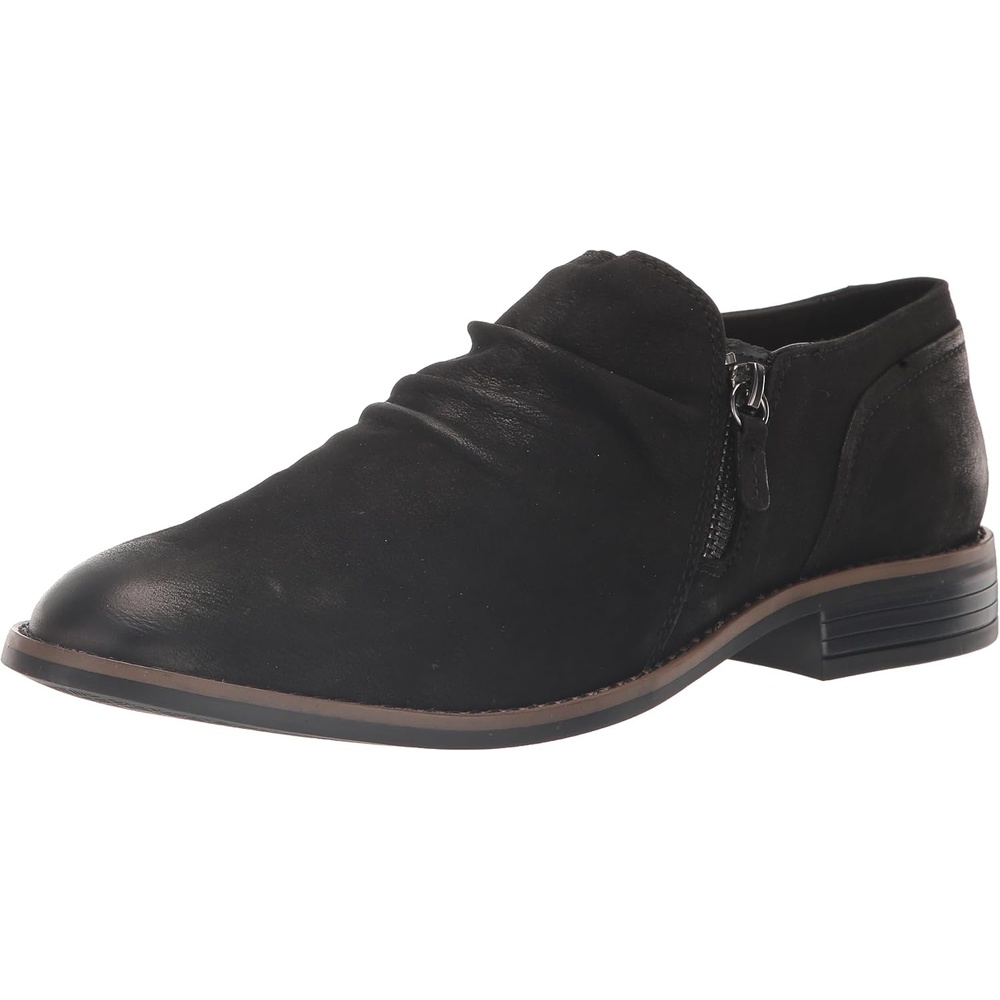 image:imageClarks Womens Camzin Pace FlatsBlack Nubuck