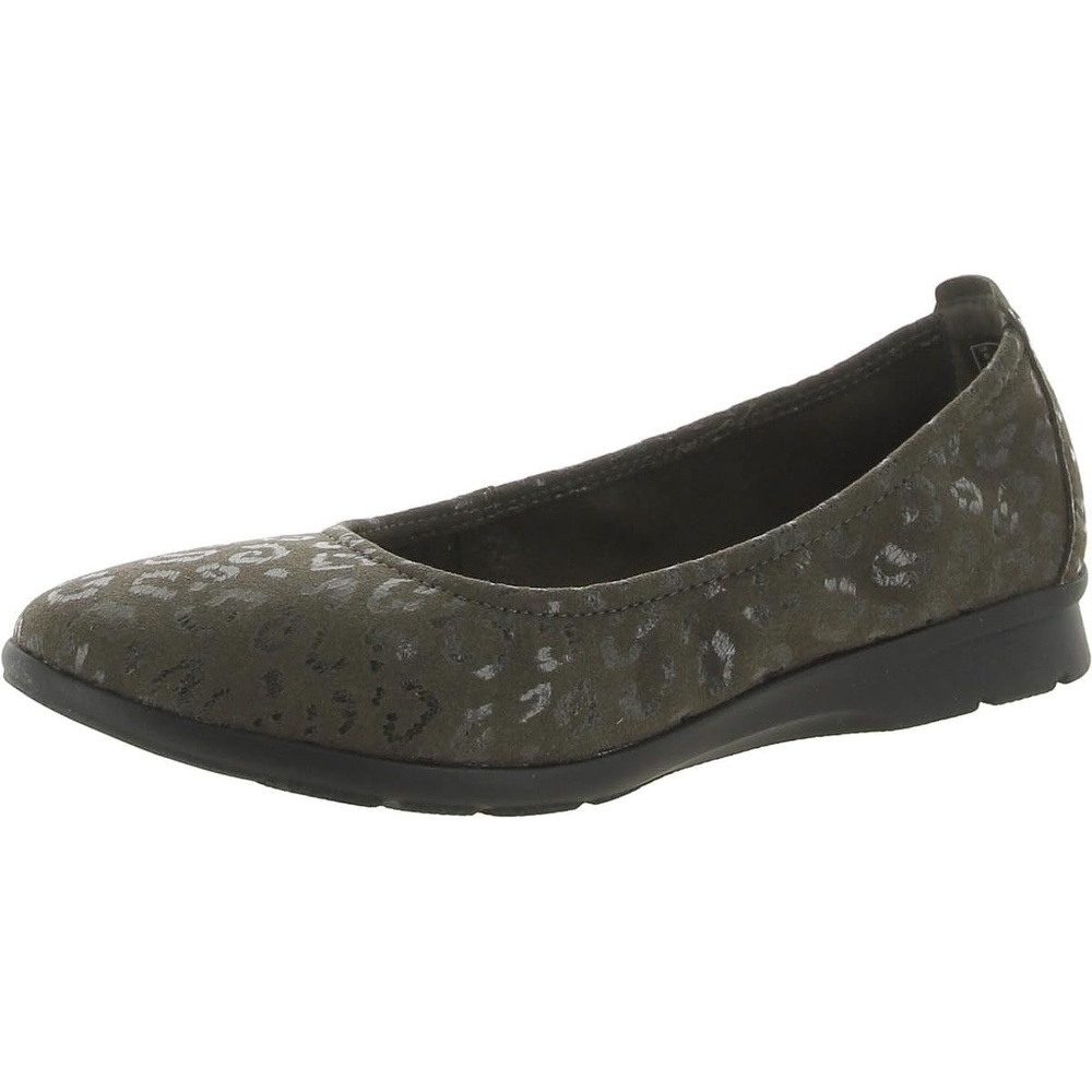 image:imageClarks Womens Jenette EaseBallet FlatOlive Interest