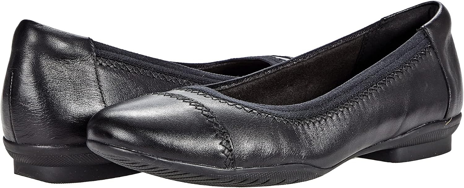 image:imageClarks Sara BayBlack Leather