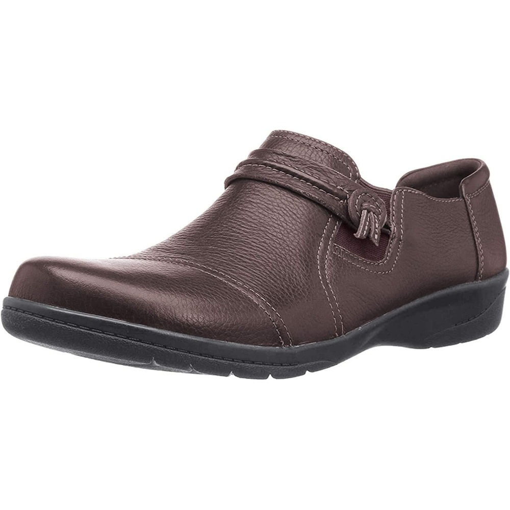 image:imageClarks Womens Cheyn Madi PullOn LoafersDark Brown Tumbled Leather
